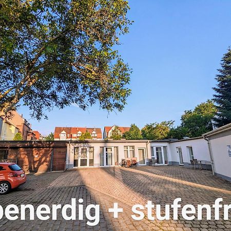Fewo Urban Gotha-Apartment Ekhof- Am Schlosspark- Parken An Der Der Tuer- Barrierefrei, 900 Meter Zum Bahnhof - Wallbox Bagian luar foto