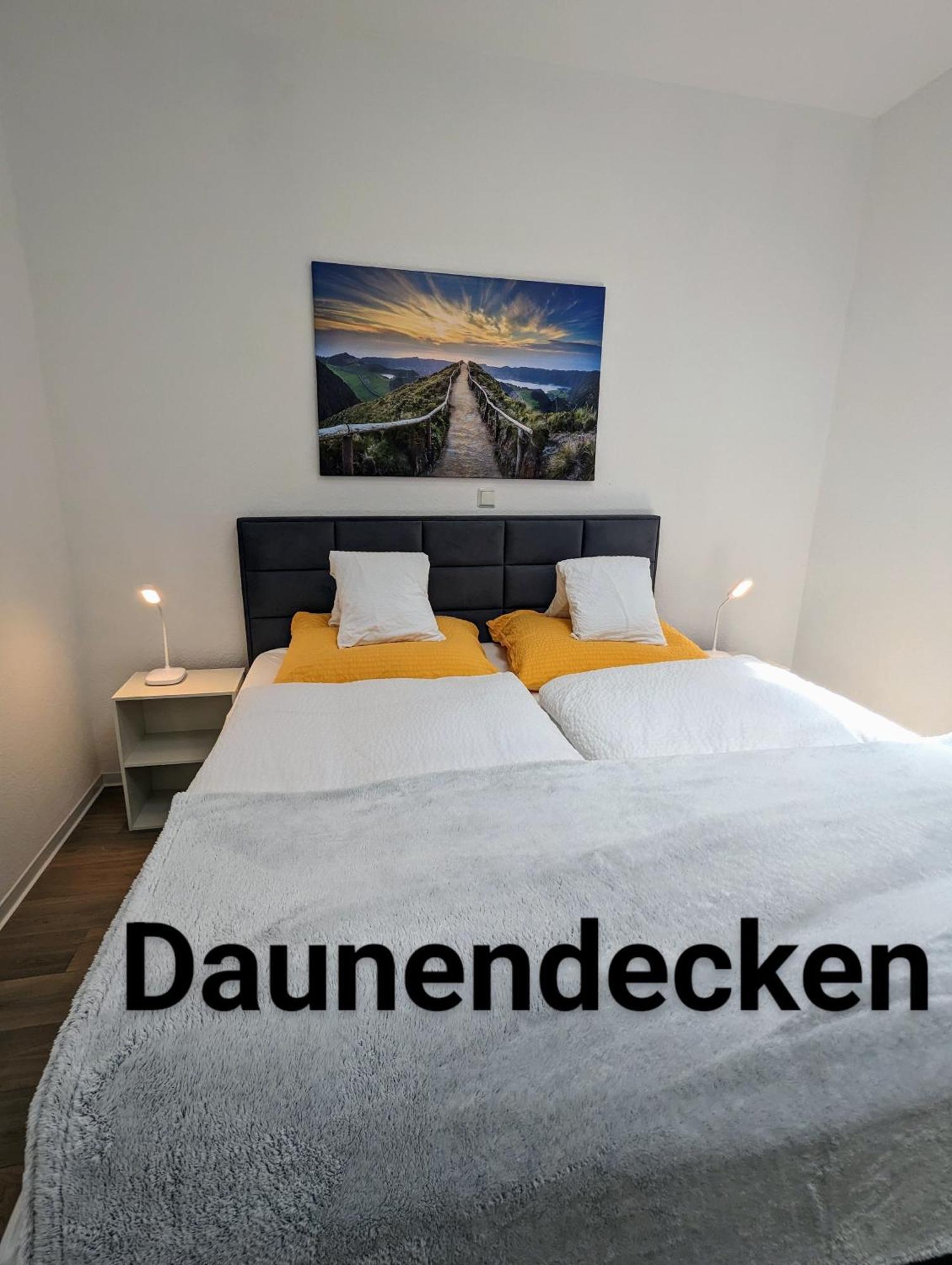 Fewo Urban Gotha-Apartment Ekhof- Am Schlosspark- Parken An Der Der Tuer- Barrierefrei, 900 Meter Zum Bahnhof - Wallbox Bagian luar foto