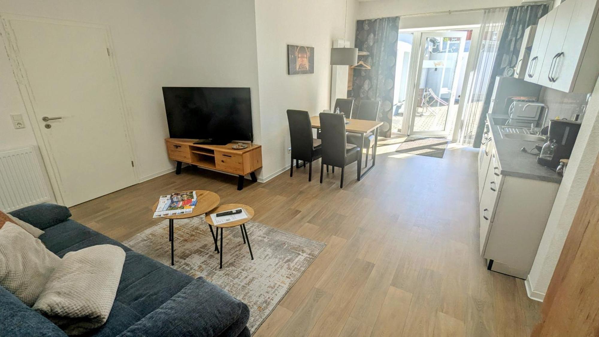 Fewo Urban Gotha-Apartment Ekhof- Am Schlosspark- Parken An Der Der Tuer- Barrierefrei, 900 Meter Zum Bahnhof - Wallbox Bagian luar foto